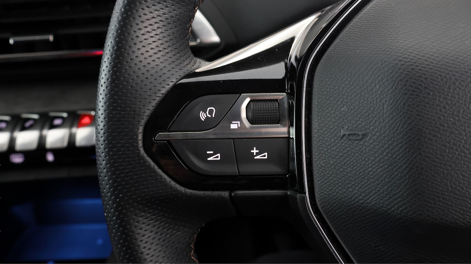 Used Peugeot 5008 2023 for sale - 78123873: Photo 20