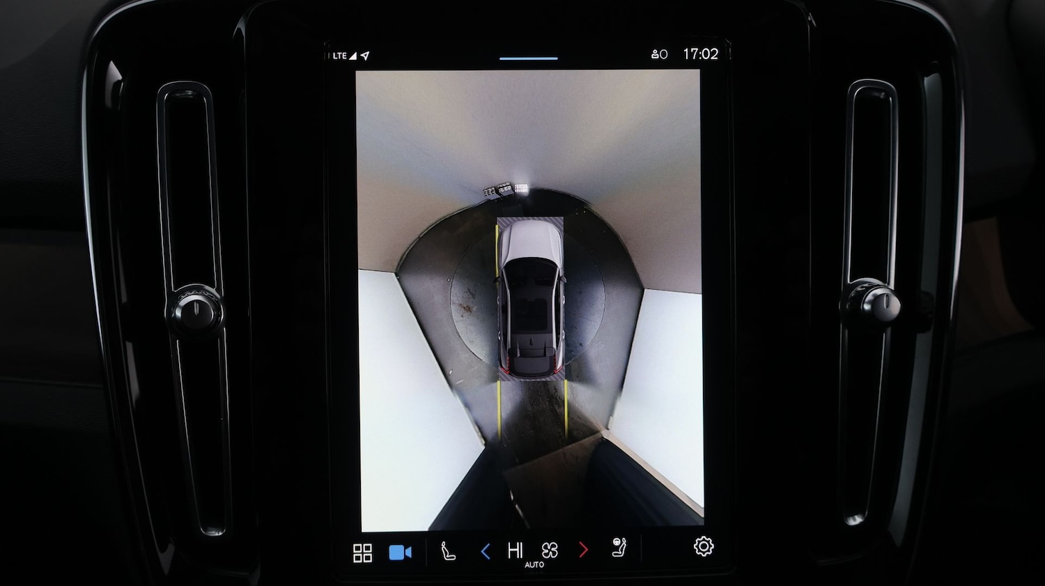 Used Volvo C40 2022 for sale - 77622786: Photo 24