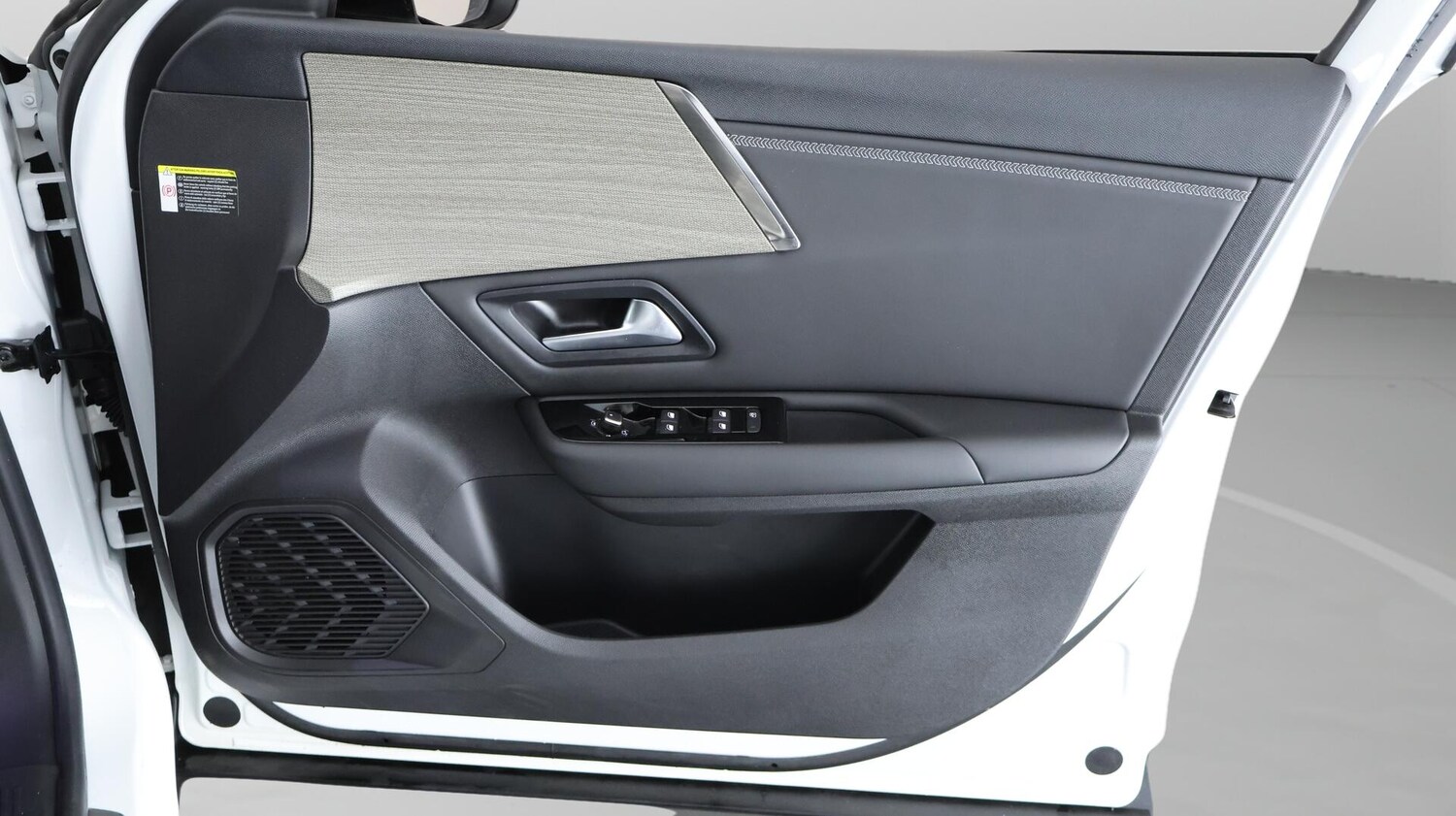 Used Citroen C5 X 2023 for sale - 75768639: Photo 15