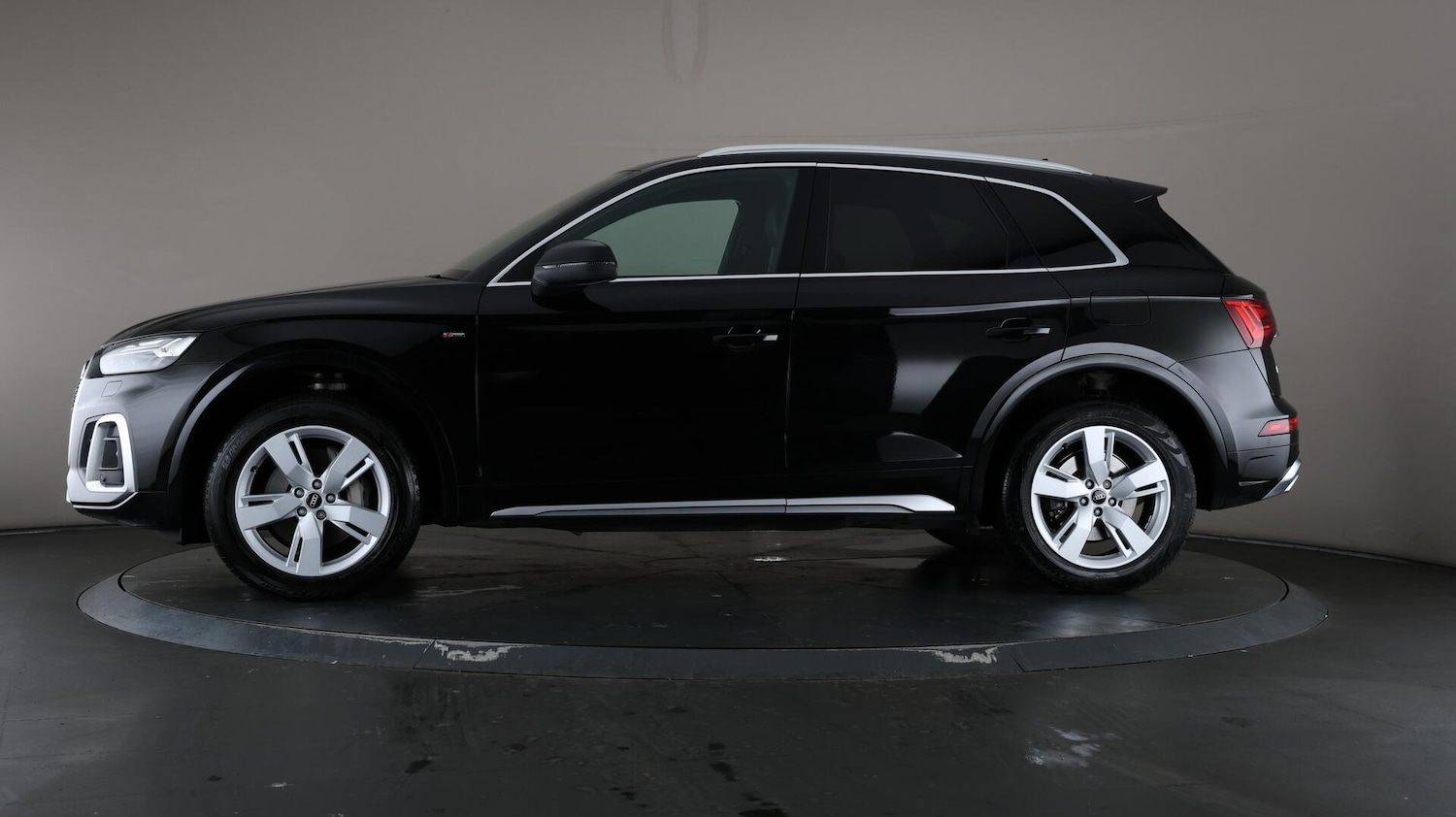 Used Audi Q5 2021 for sale - 76742325: Photo 39