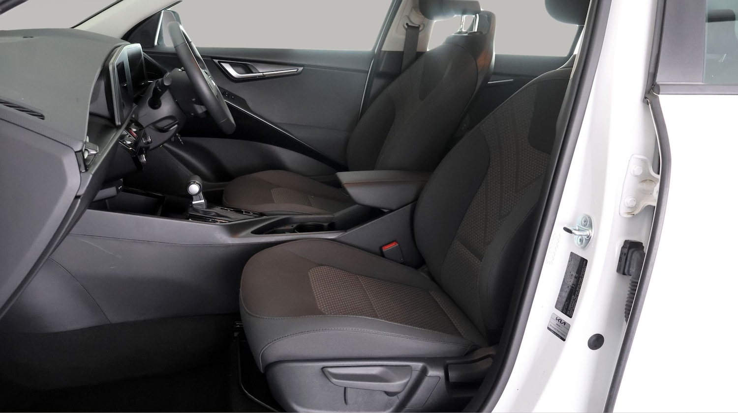 Used Kia Niro 2023 for sale - 77536360: Photo 13