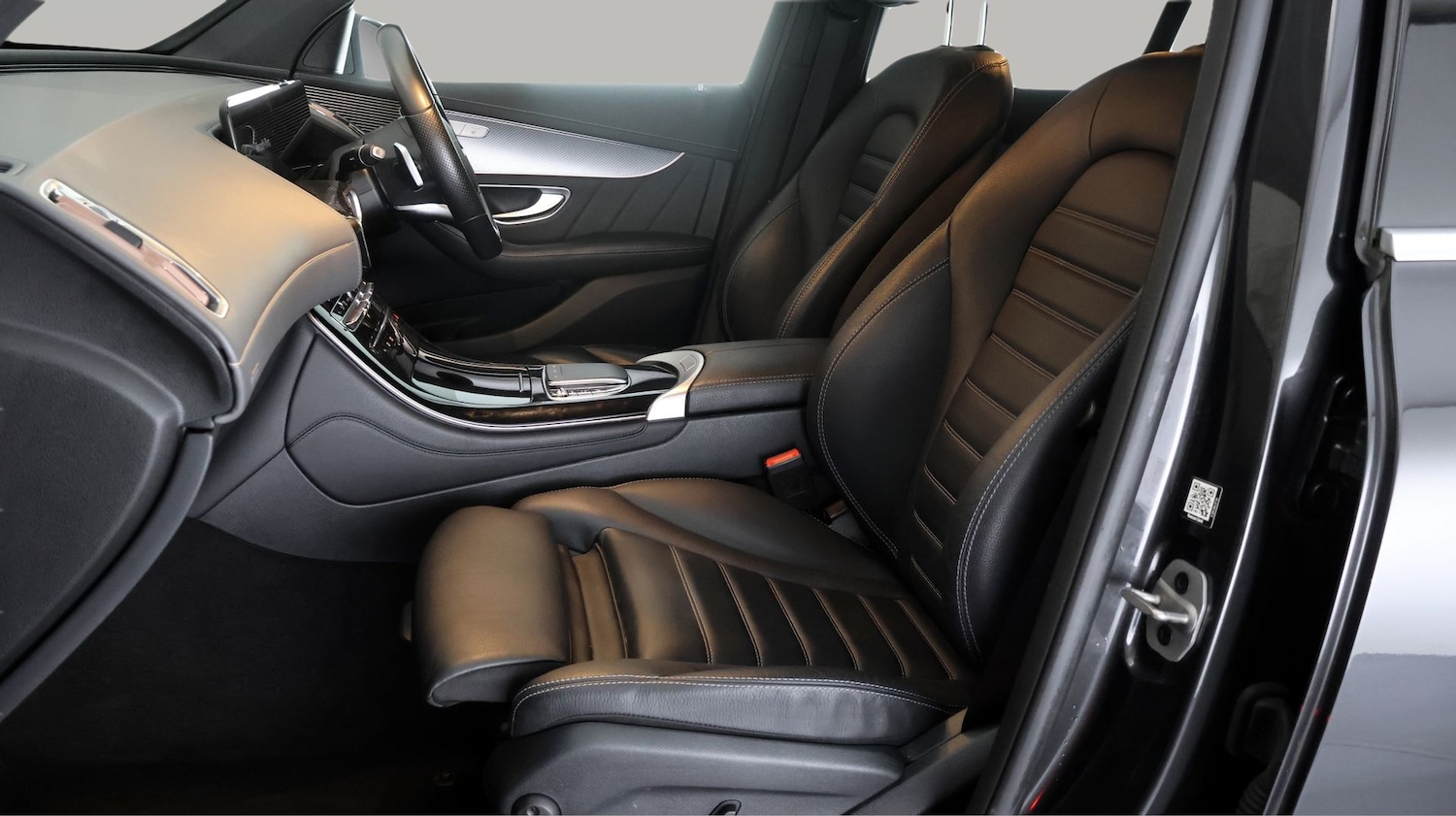 Used Mercedes-Benz EQC 2021 for sale - 77700852: Photo 13