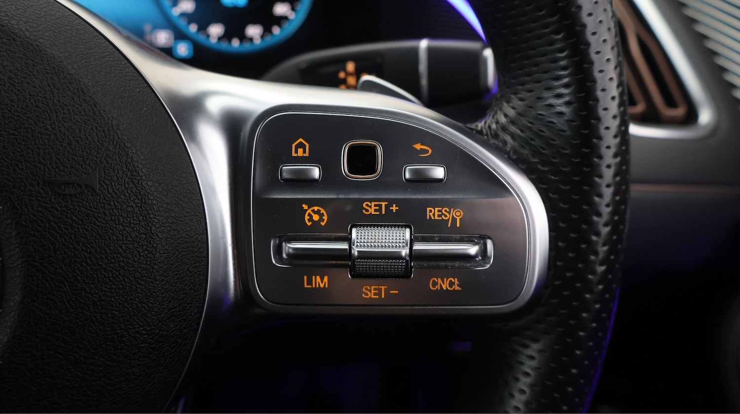 Used Mercedes-Benz EQC 2021 for sale - 77700852: Photo 22