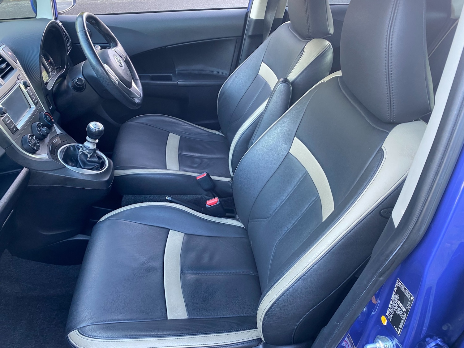 Used Toyota Verso 2011 for sale - 76651301: Photo 12