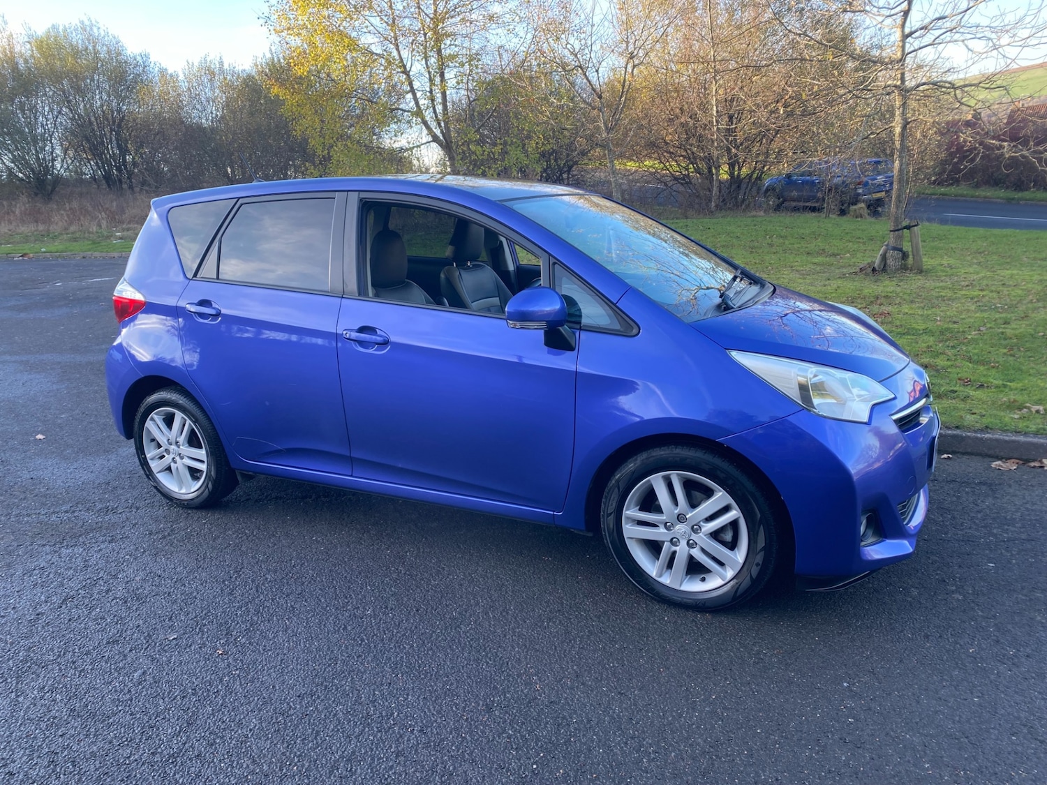 Used Toyota Verso 2011 for sale - 76651301: Photo 2