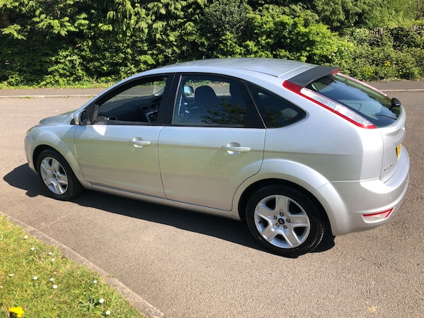 Used Ford Focus 2010 for sale - 74501197: Photo 10