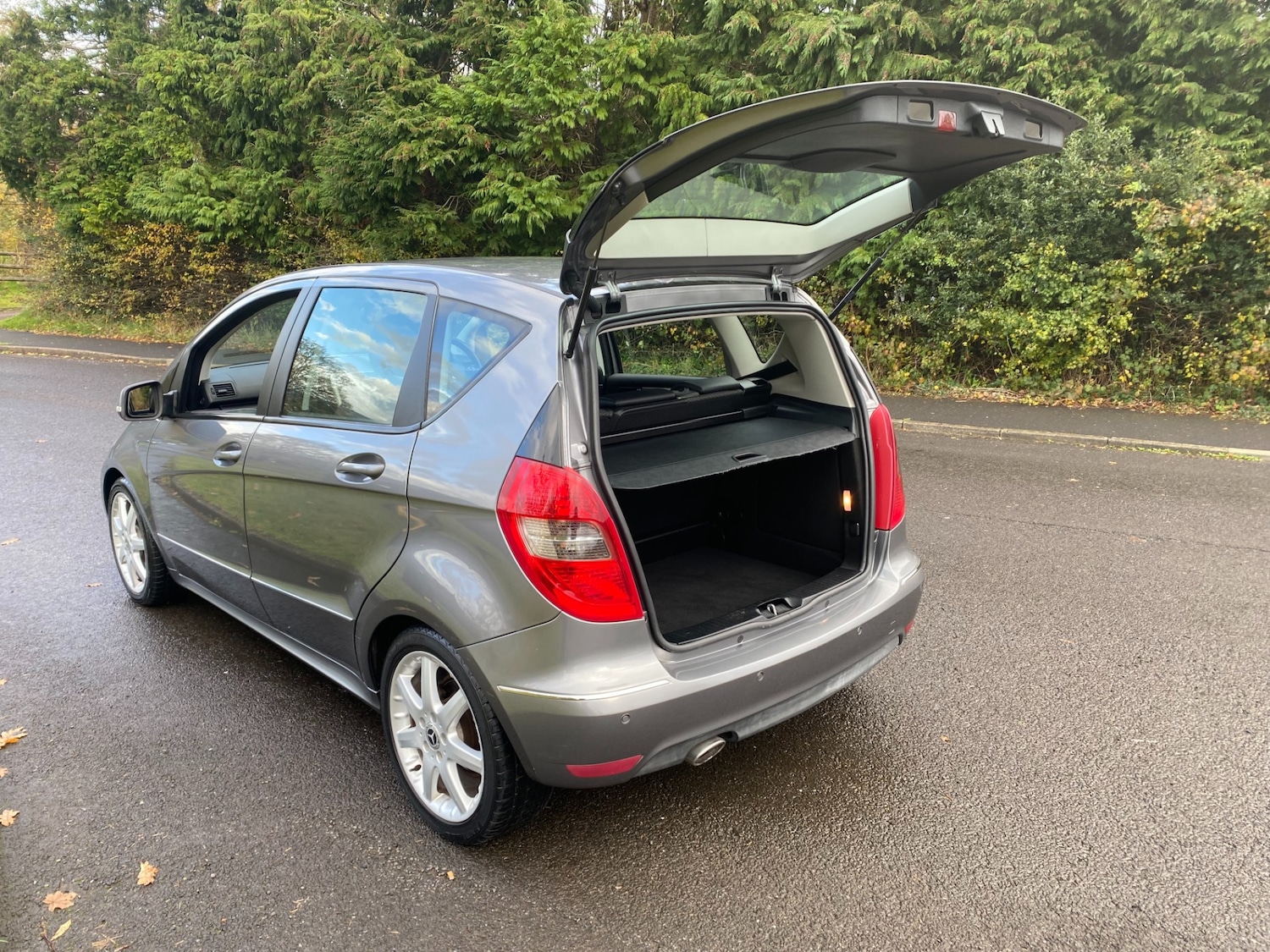 Used Mercedes-Benz A-Class 2012 for sale - 76426528: Photo 10