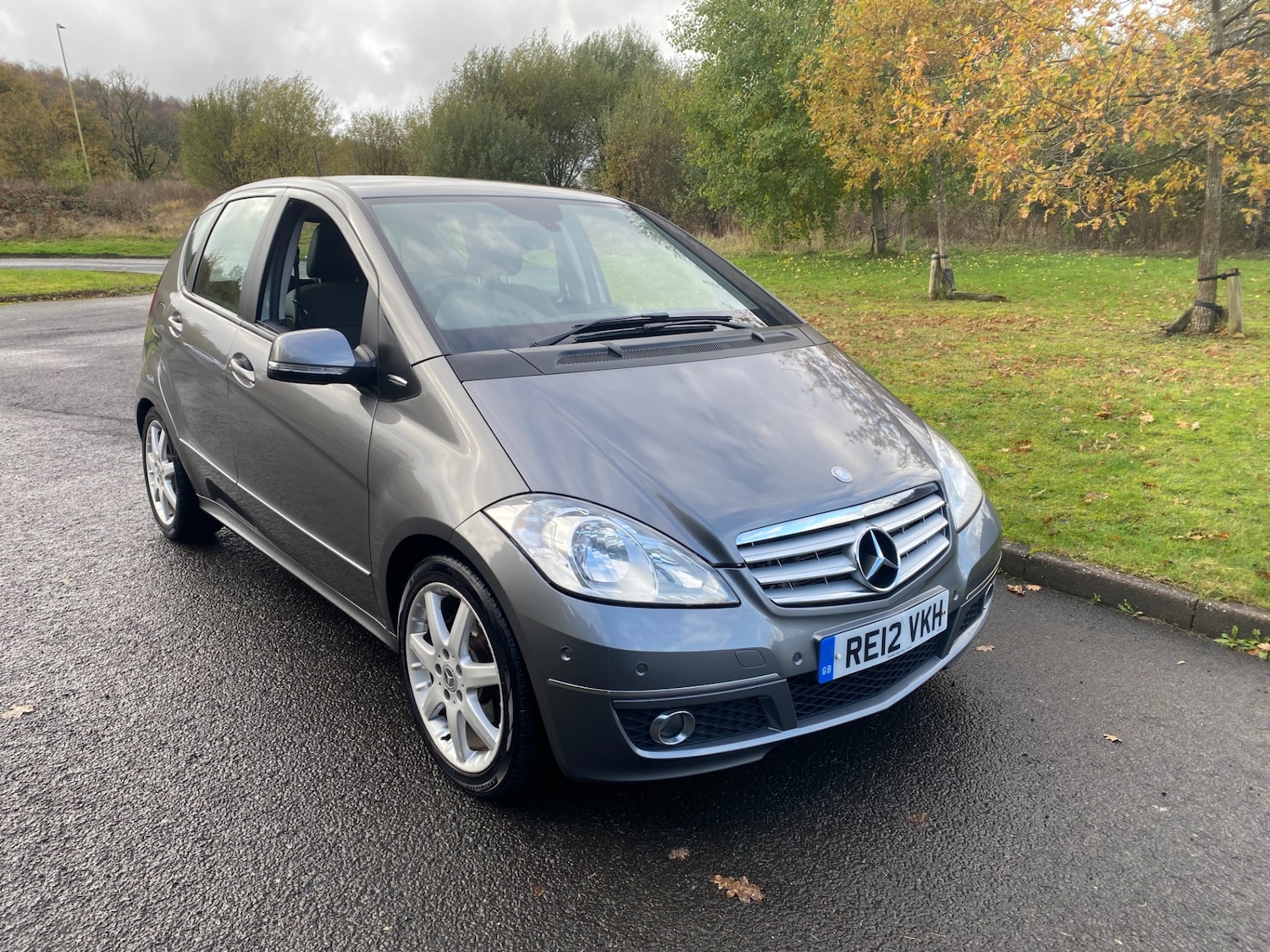 Used Mercedes-Benz A-Class 2012 for sale - 76426528: Photo 2