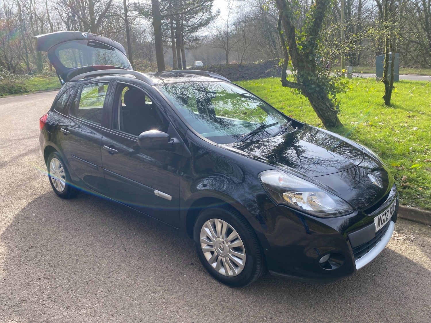 Used Renault Clio 2012 for sale - 77963843: Photo 3