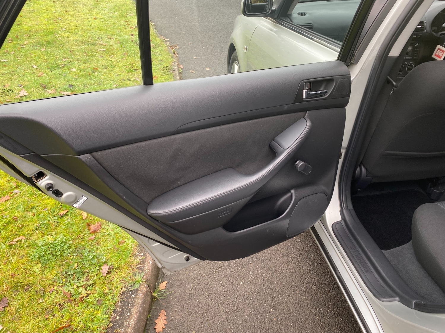 Used Toyota Avensis 2006 for sale - 76504796: Photo 12