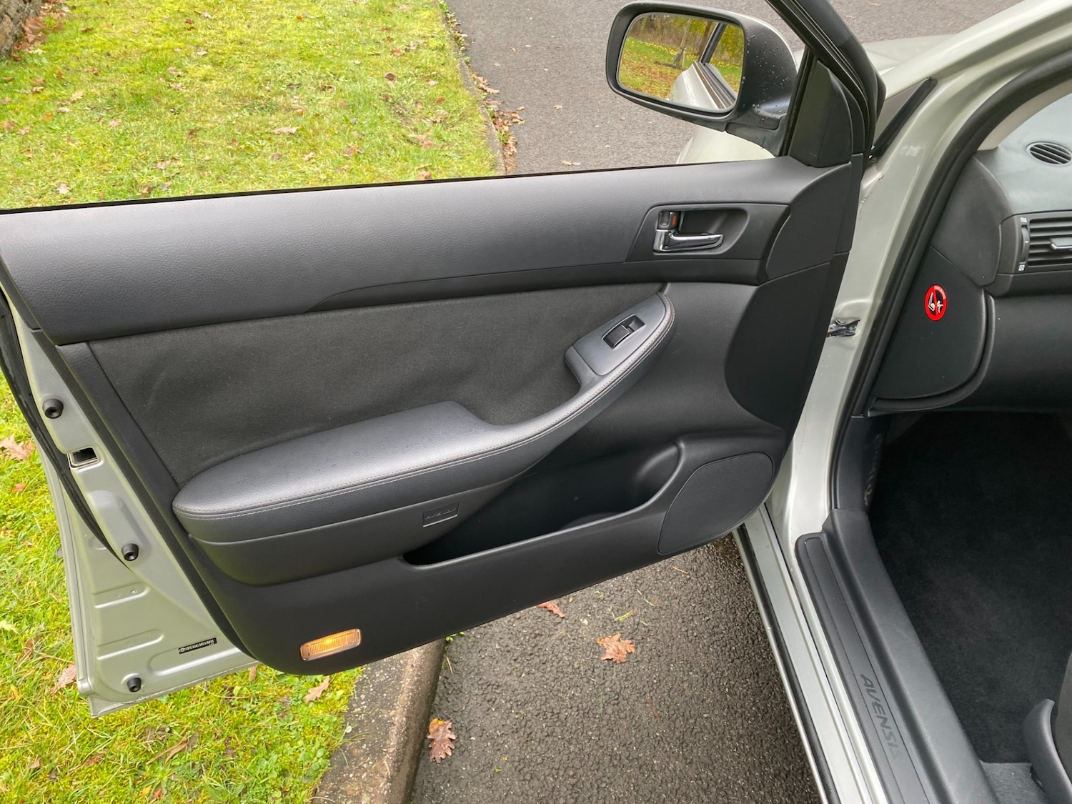 Used Toyota Avensis 2006 for sale - 76504796: Photo 15