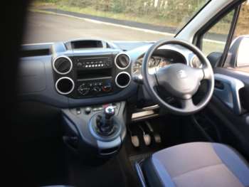 Used Peugeot Partner Tepee 2015 for sale - 66498309: Photo