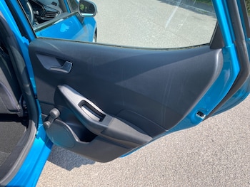 Used Ford Fiesta 2017 for sale - 79240667: Photo