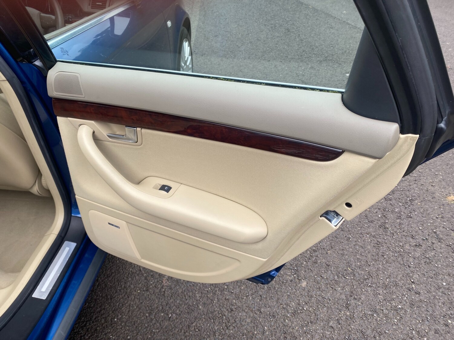 Used Audi A4 2007 for sale - 77432876: Photo 8