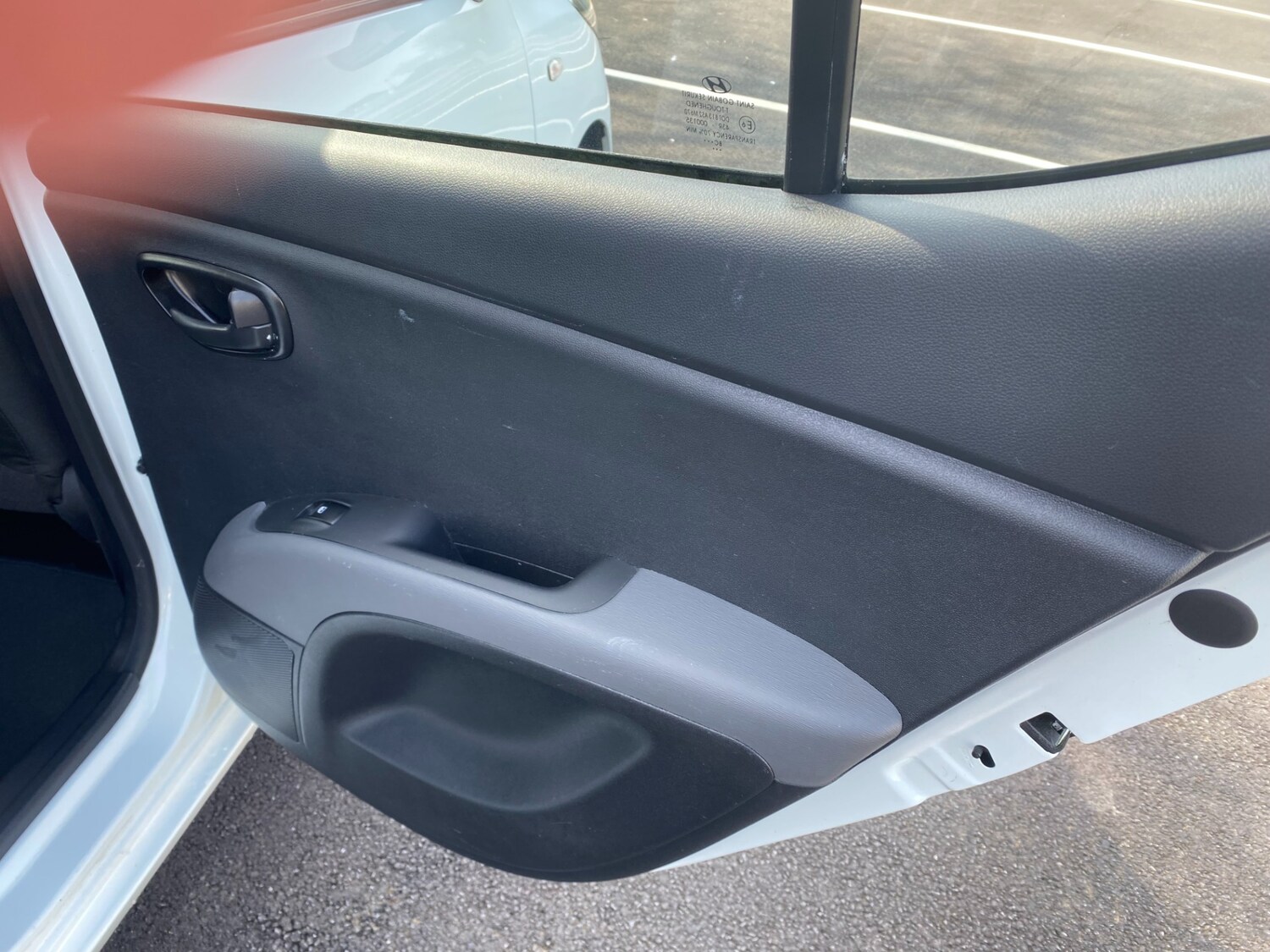 Used Hyundai i10 2012 for sale - 77974759: Photo 8