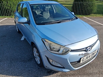 Used Hyundai i20 2014 for sale - 75955506: Photo