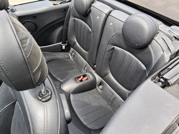Used MINI Convertible 2016 for sale - 74215187: Photo 15