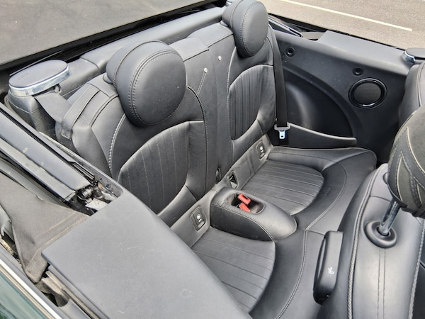 Used MINI Convertible 2016 for sale - 74215187: Photo 16