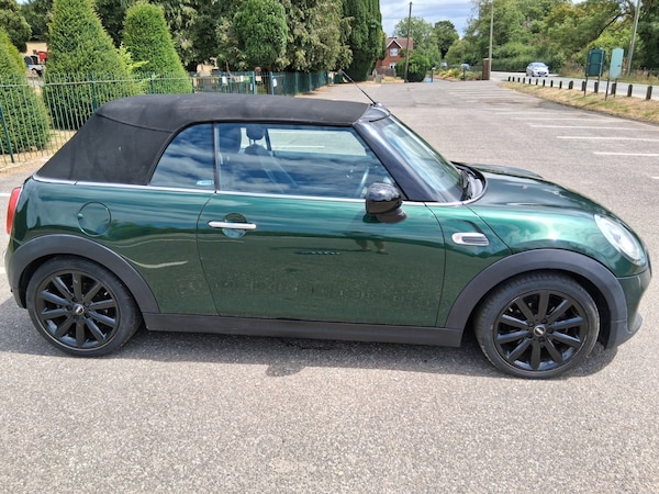 Used MINI Convertible 2016 for sale - 74215187: Photo 3