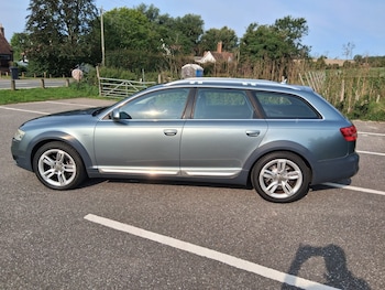 Used Audi A6 Allroad 2010 for sale - 75304205: Photo