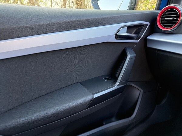 Used SEAT Arona 2024 for sale - 75355252: Photo 37