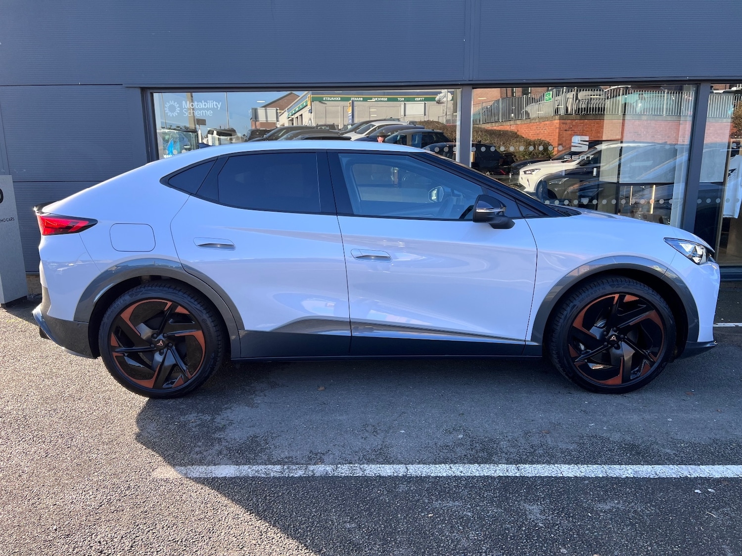 Used Cupra Tavascan 2025 for sale - 77685659: Photo 4