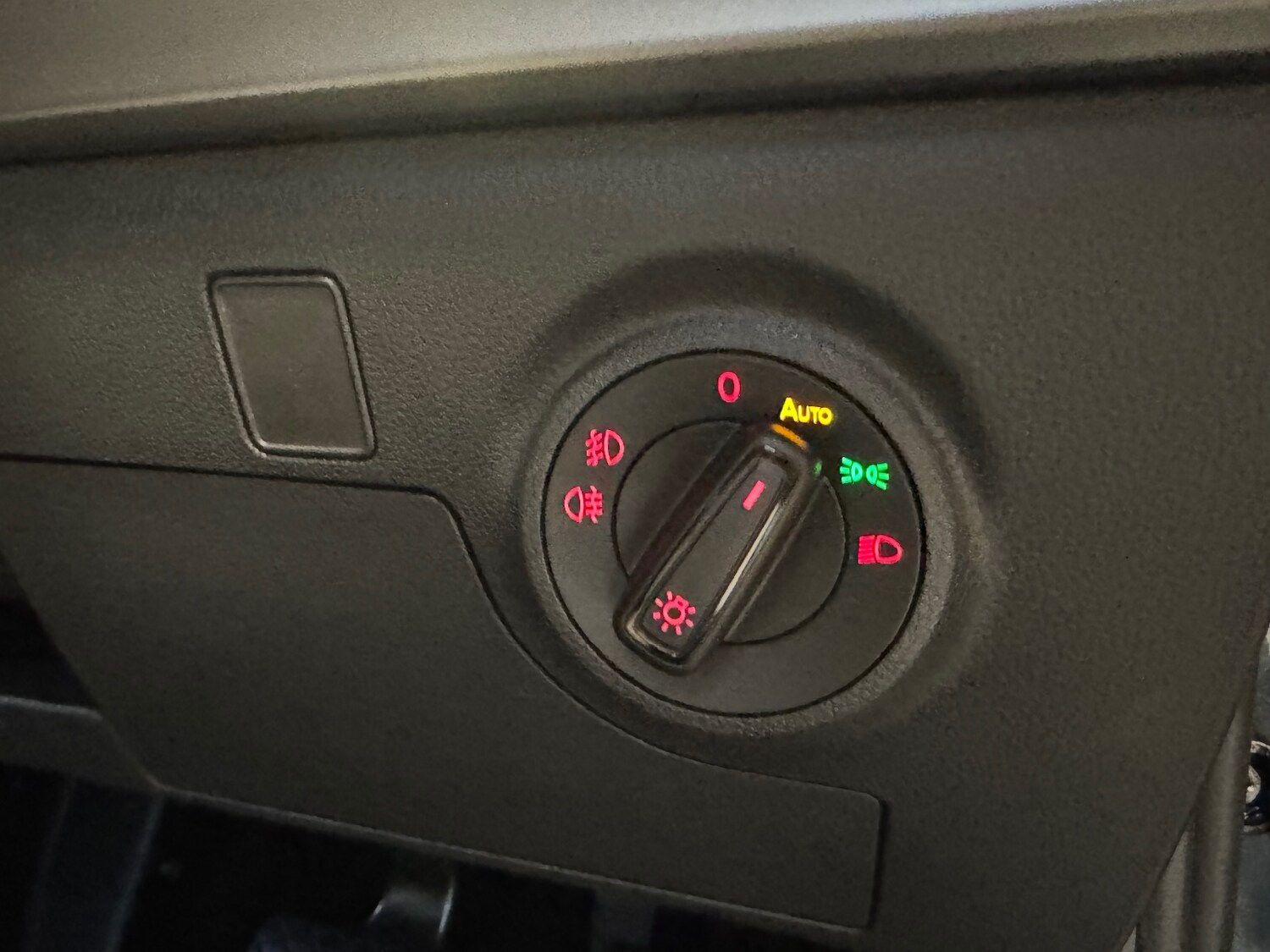 Used SEAT Arona for sale - 77232081: Photo 16