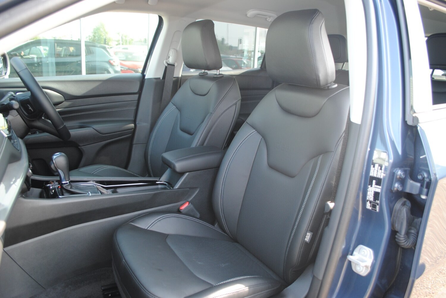 Used Jeep Compass 2023 for sale - 77673781: Photo 36