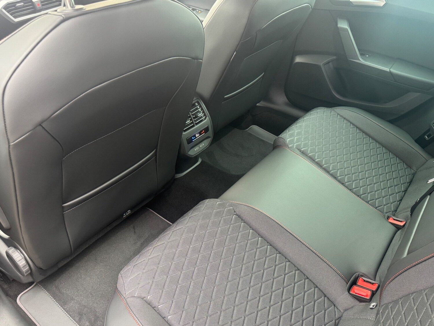 Used SEAT Leon 2024 for sale - 77995052: Photo 42