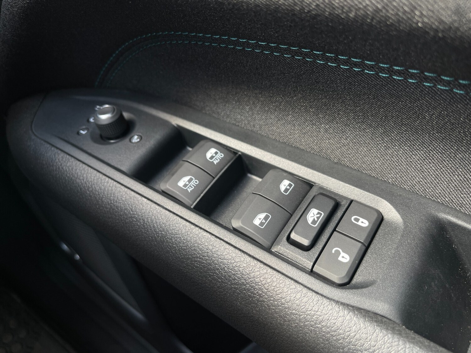 Used Jeep Compass 2023 for sale - 77673779: Photo 30