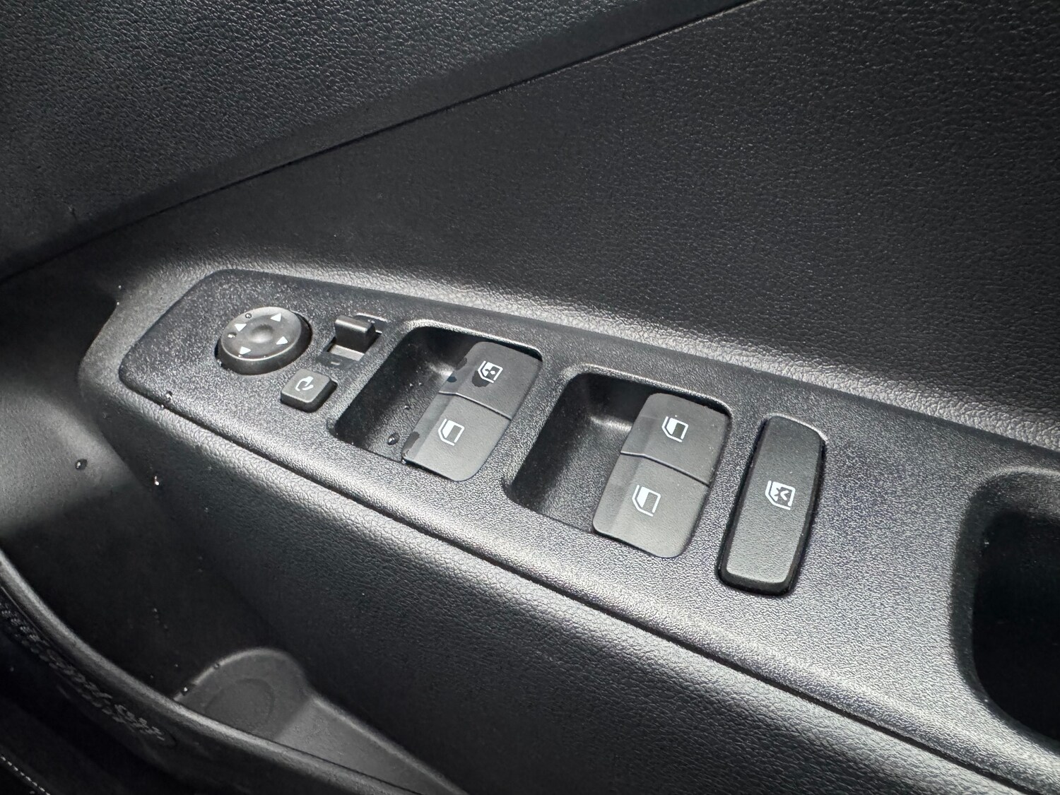 Used Hyundai i10 2024 for sale - 77673787: Photo 28