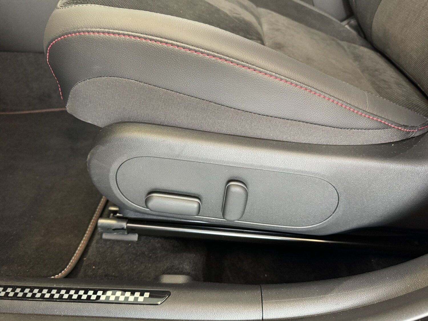 Used Hyundai KONA 2025 for sale - 77673757: Photo 17