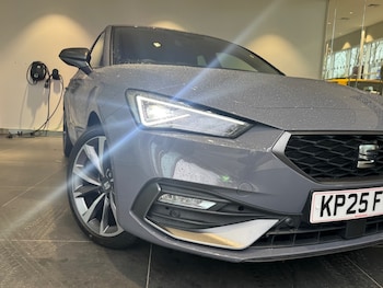 Used SEAT Leon 2025 for sale - 76321939: Photo