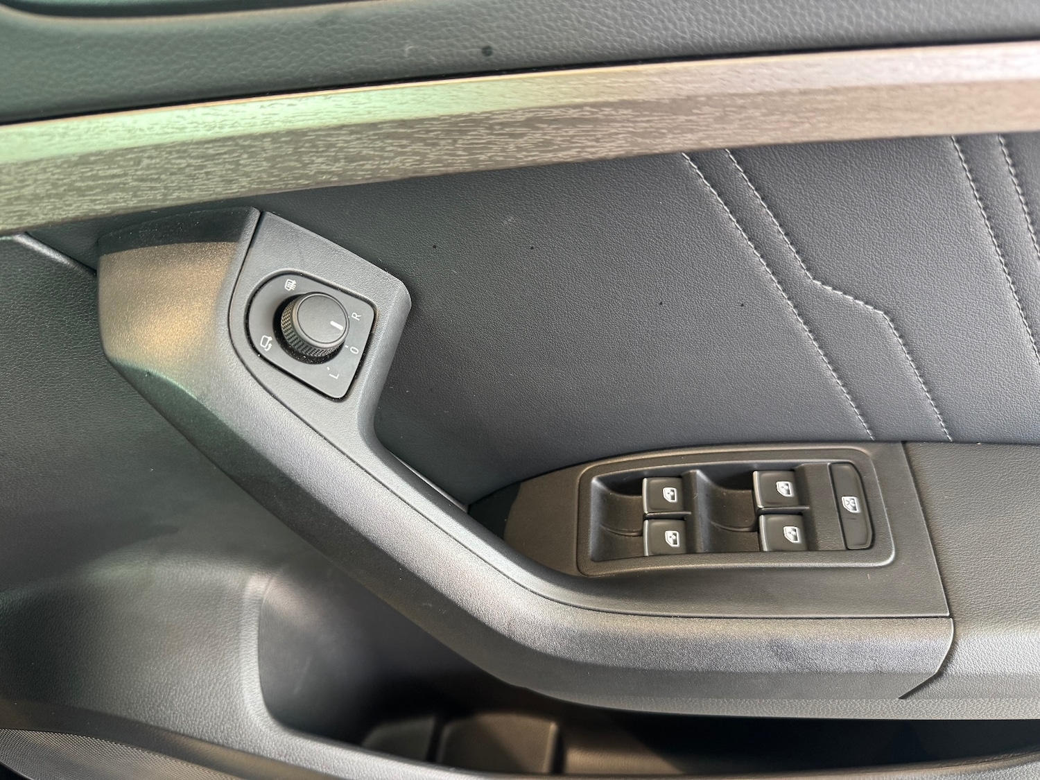 Used SEAT Ateca 2024 for sale - 76372807: Photo 39