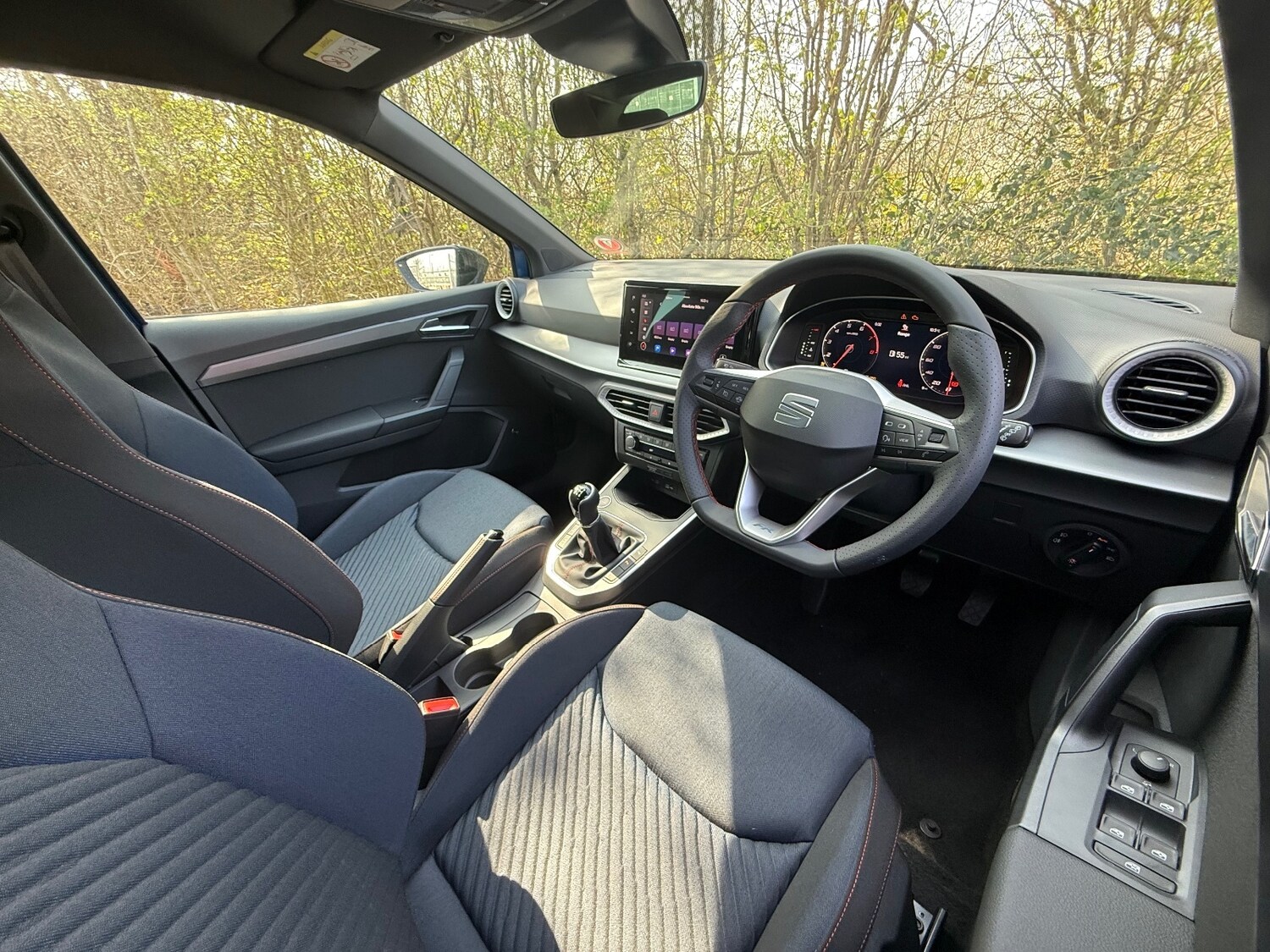 2024 SEAT Arona ECOTSI FR LIMITED EDITION Hatchback Petrol Manual - Picture 2 of 24