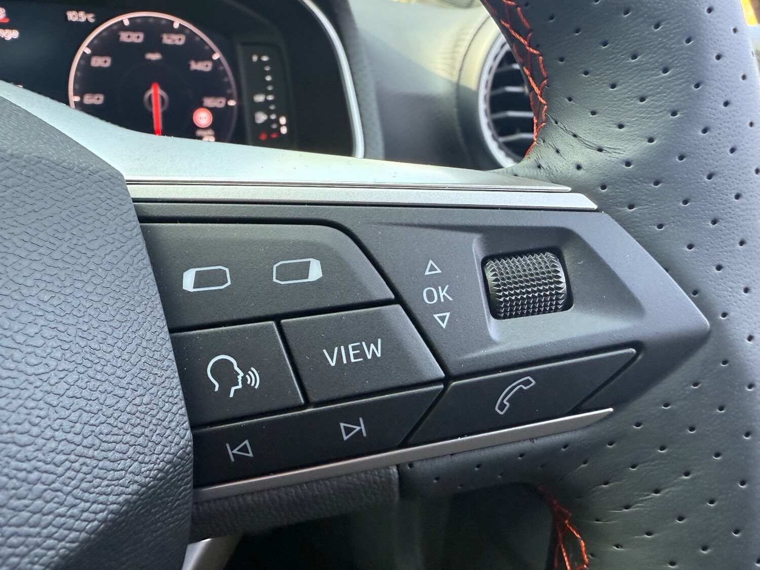 2024 SEAT Arona ECOTSI FR LIMITED EDITION Hatchback Petrol Manual - Picture 23 of 24