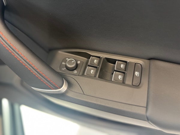 Used SEAT Leon 2025 for sale - 75815421: Photo 12