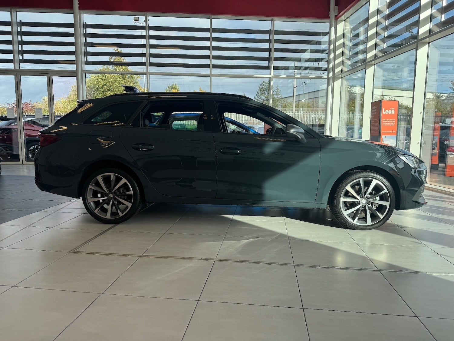 Used SEAT Leon 2025 for sale - 75815421: Photo 3