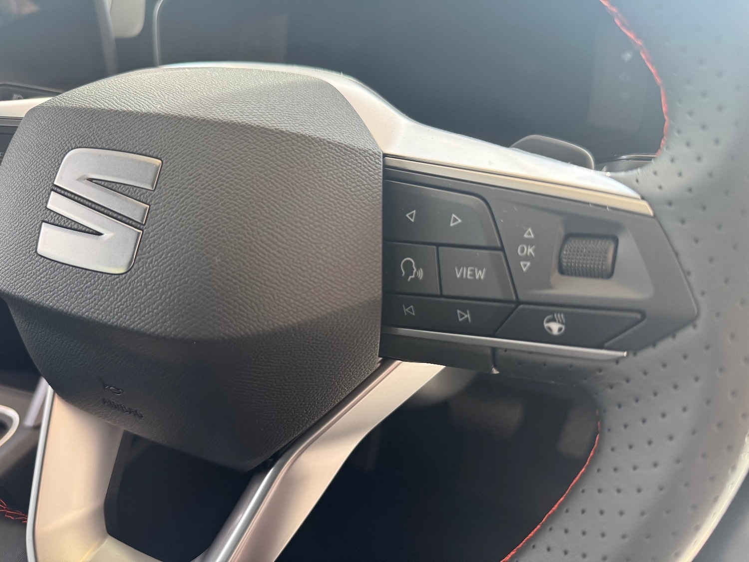 Used SEAT Leon 2025 for sale - 75815421: Photo 5