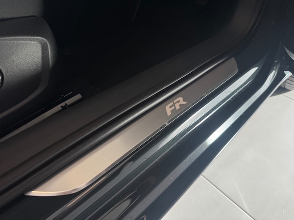 Used SEAT Leon 2025 for sale - 75815421: Photo 8