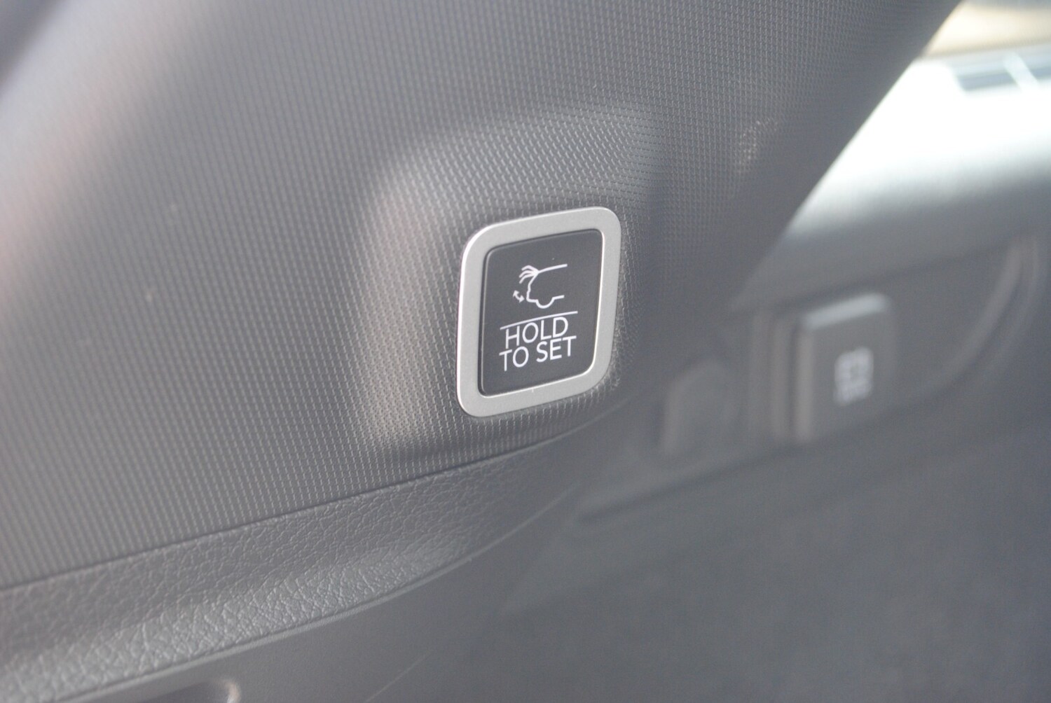 Used Jeep Grand Cherokee 2023 for sale - 77673784: Photo 32