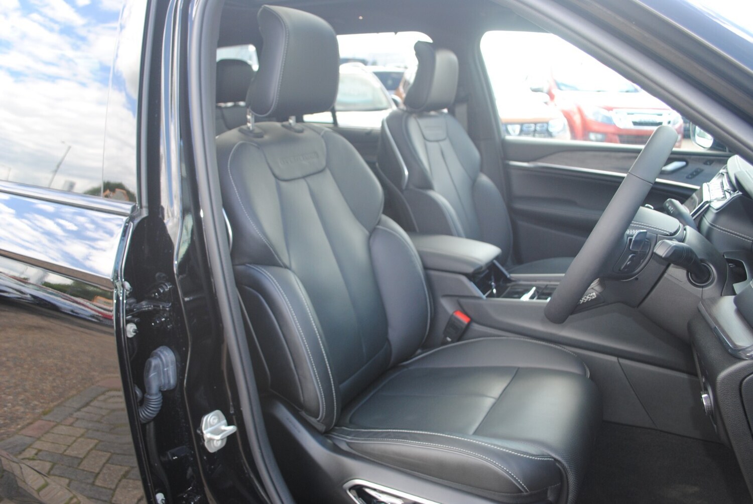 Used Jeep Grand Cherokee 2023 for sale - 77673784: Photo 79