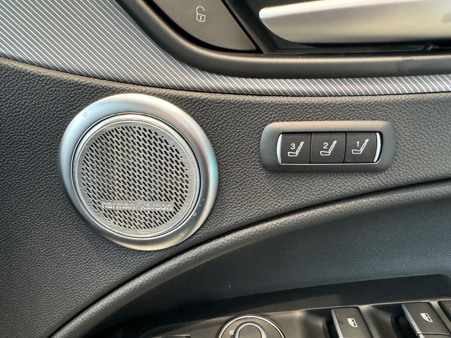 Used Alfa Romeo Stelvio 2025 for sale - 77673795: Photo 21