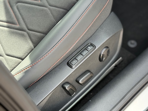 Used SEAT Leon 2024 for sale - 75355147: Photo 19