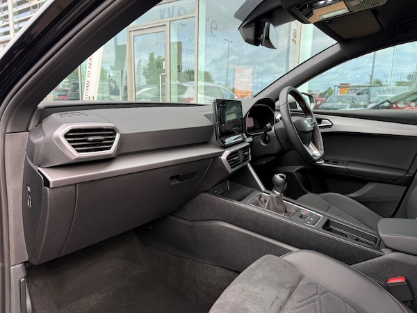 Used SEAT Leon 2024 for sale - 75355147: Photo 2