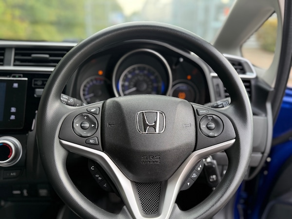 Used Honda Jazz 2018 for sale - 76302379: Photo 18
