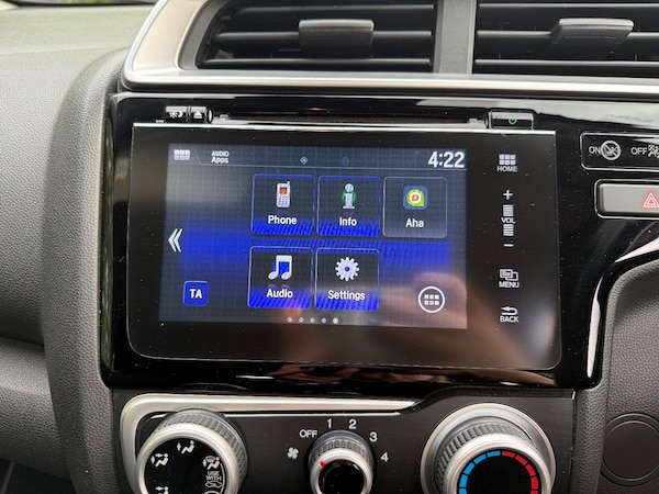 Used Honda Jazz 2018 for sale - 76302379: Photo 24