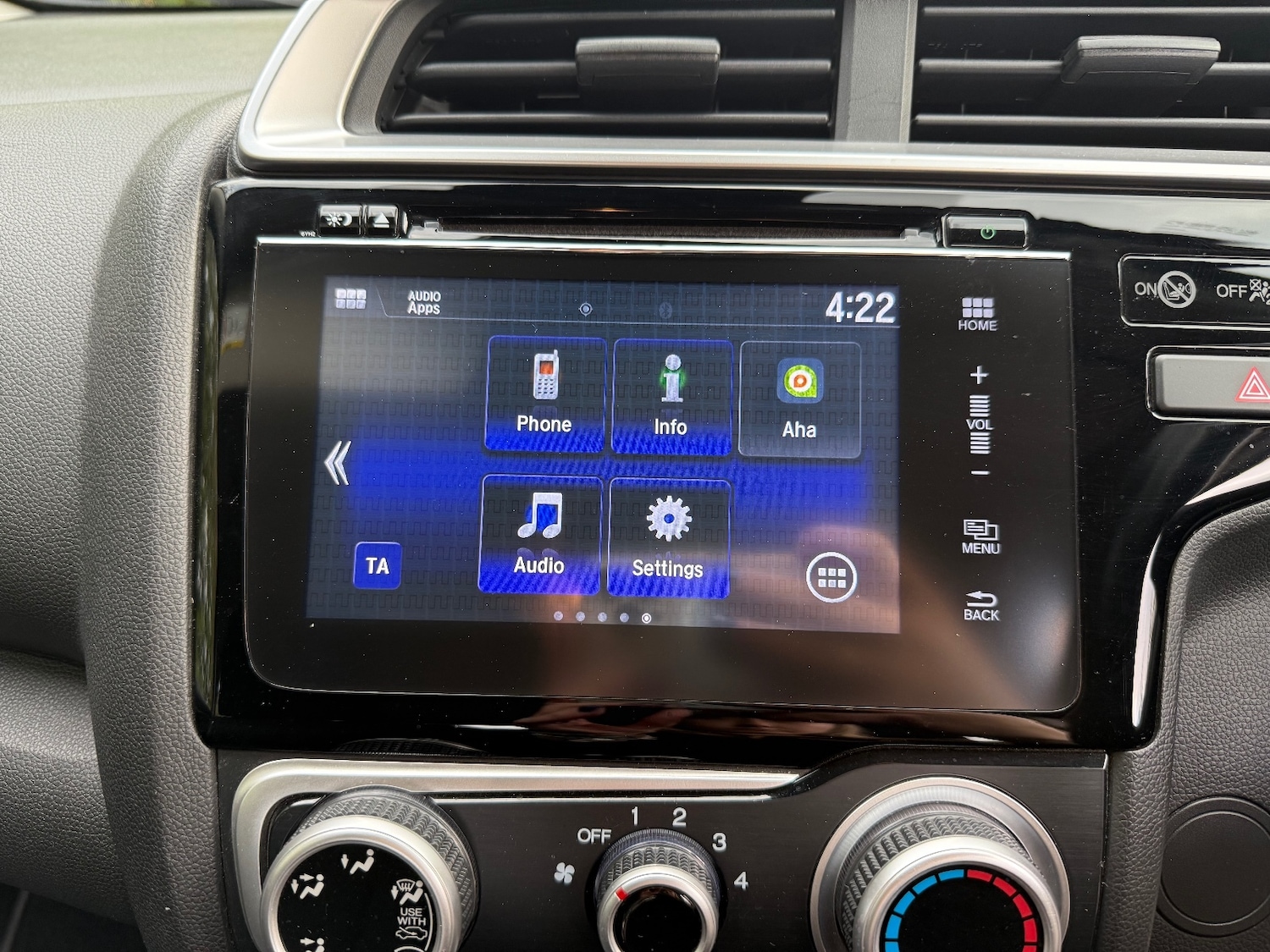 Used Honda Jazz 2018 for sale - 76302379: Photo 25