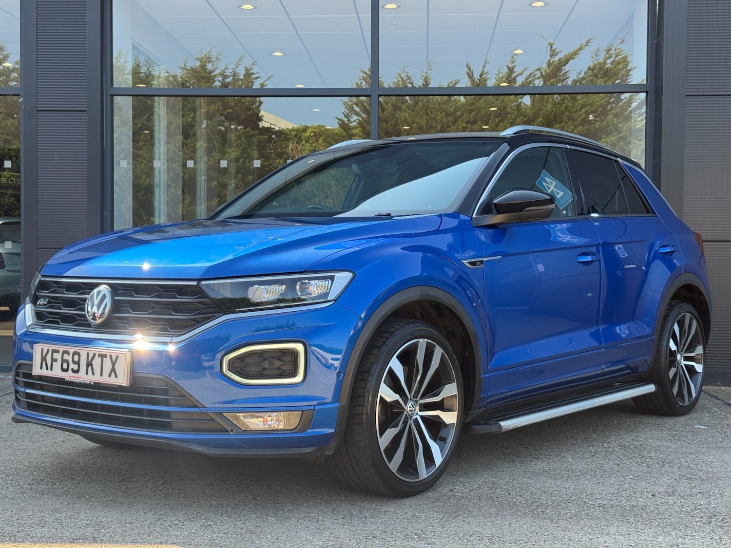Used Volkswagen T-Roc 2020 for sale - 76241655: Photo 9