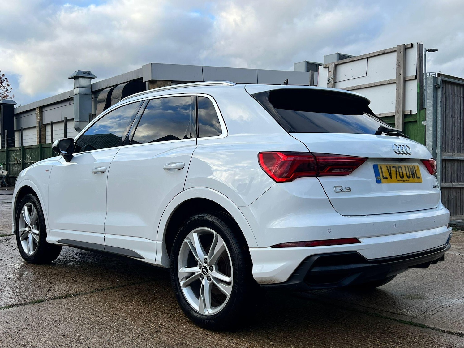 Used Audi Q3 2020 for sale - 76994606: Photo 8